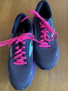Brooks Ghost 15 Womens Running Shoes Pink Laces Black/Blue Size 8.5